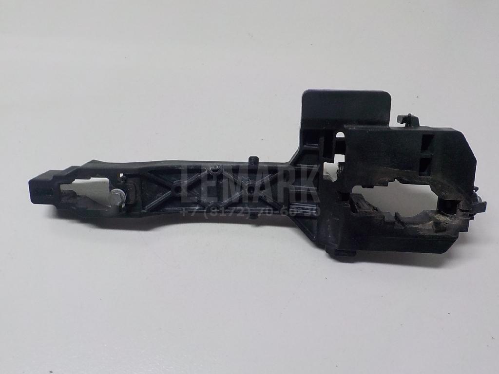 Кронштейн ручки 83665D7000 Hyundai-Kia