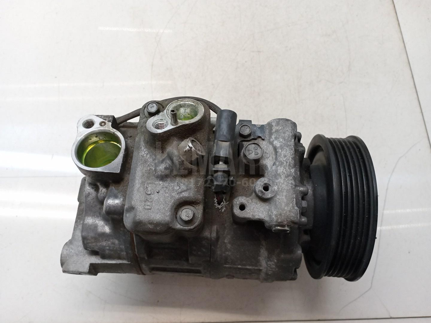Компрессор кондиционера 7L6820803T VAG