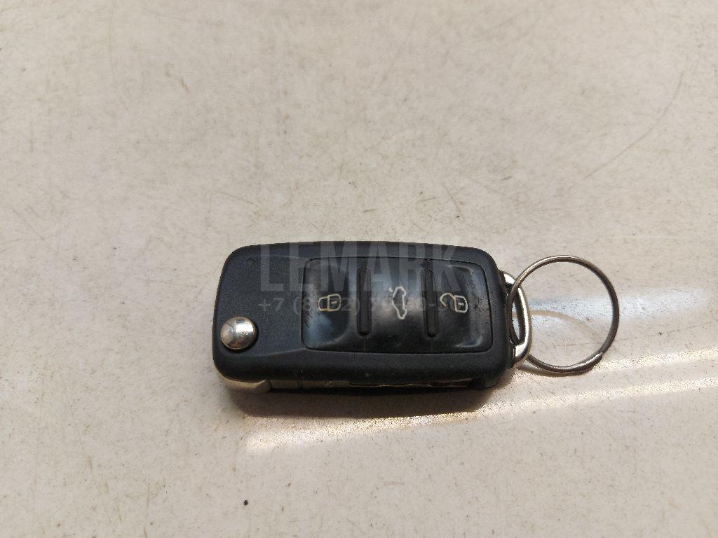 Ключ зажигания 5K0837202AD VAG
