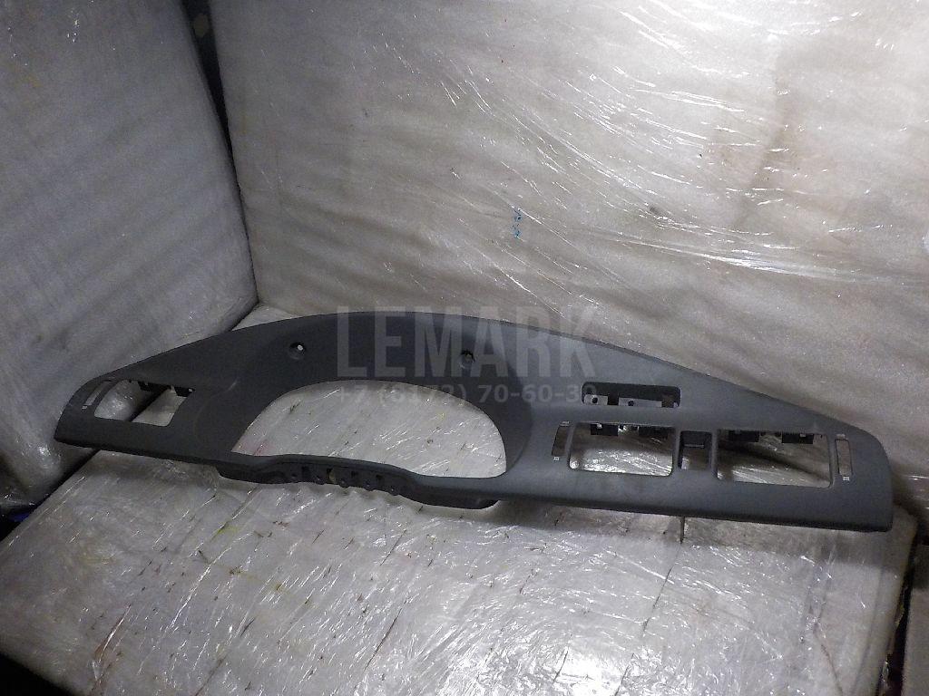 Накладка декоративная 1U1857053 VAG