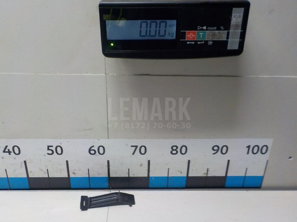 Кронштейн заднего бампера 86633F1000 Hyundai-Kia