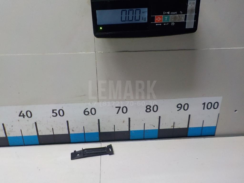 Кронштейн заднего бампера 86633F1000 Hyundai-Kia