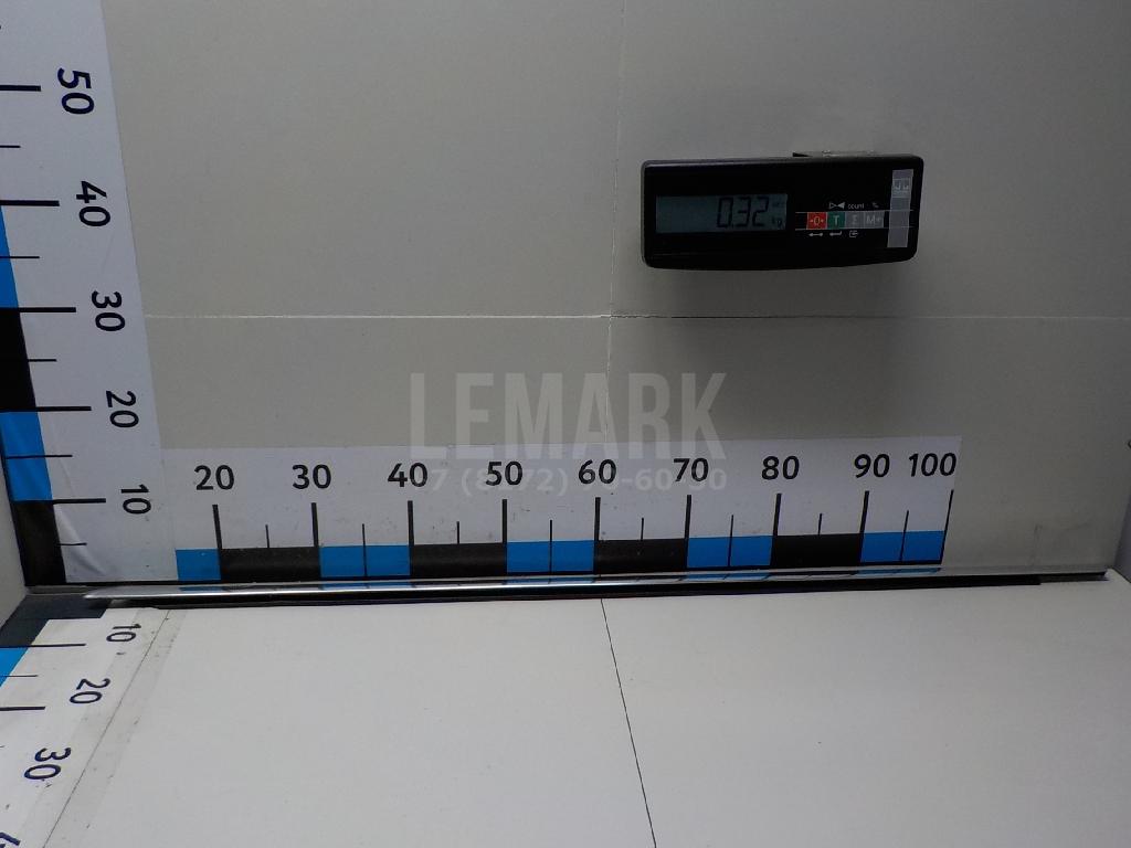 Накладка стекла переднего левого 3C4837475D7Z7 VAG
