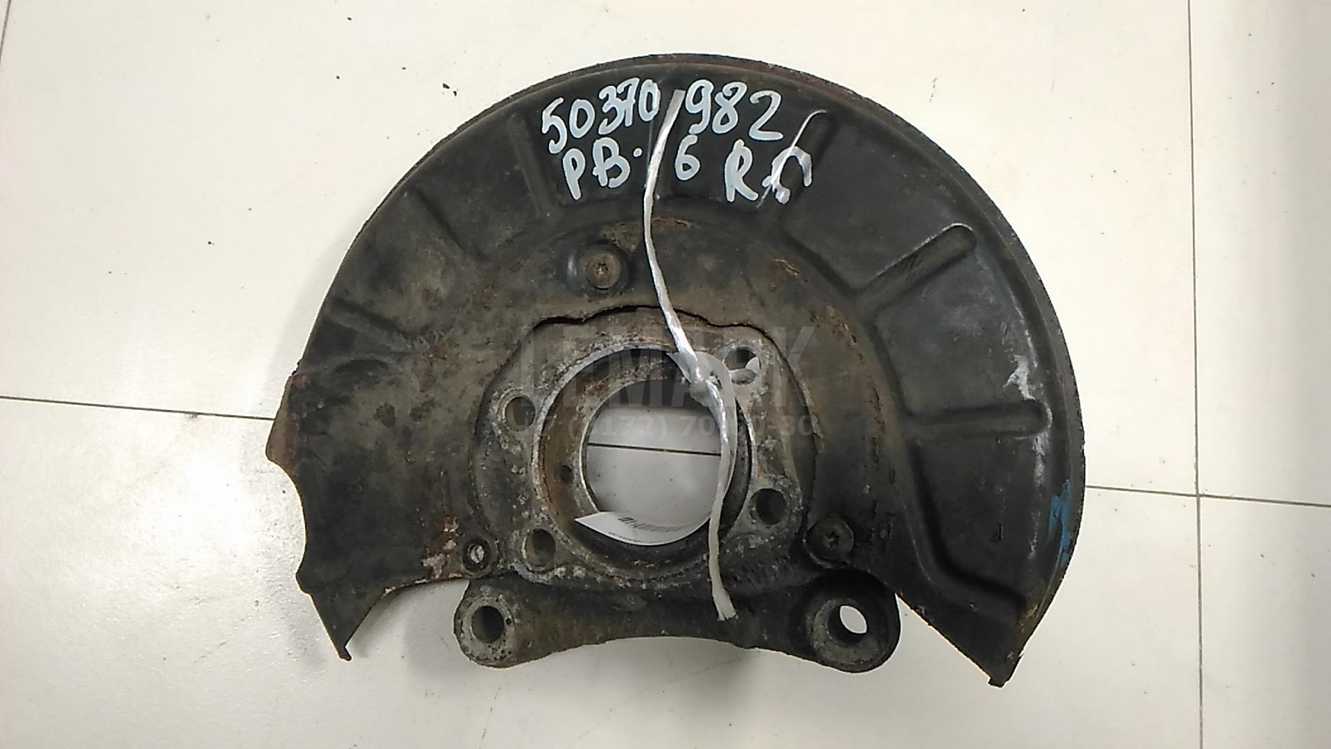 Кулак поворотный передний правый 3C0407254F VAG