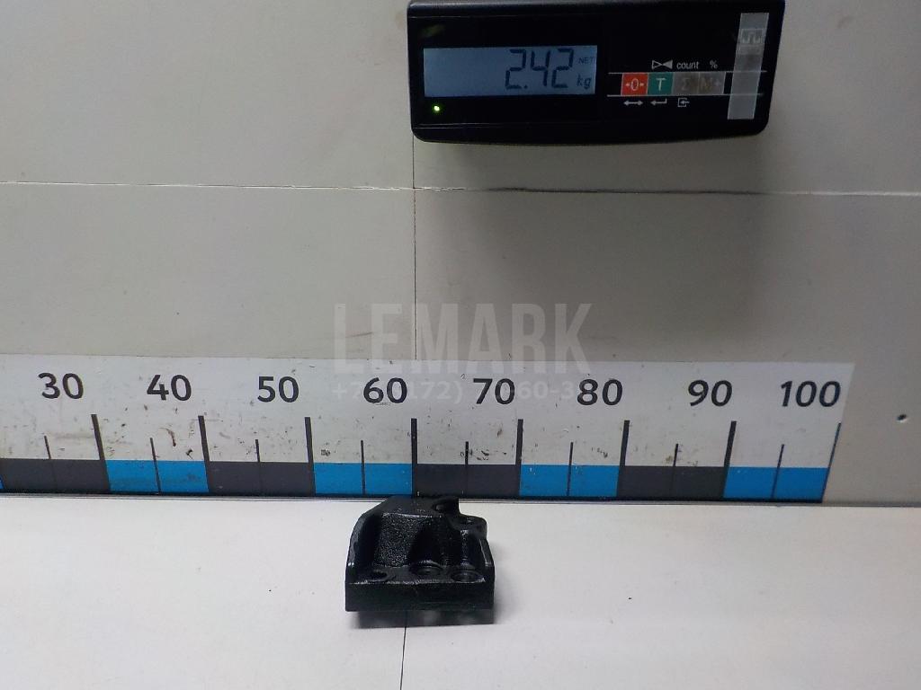 Кронштейн двигателя правый 21825D3500 Hyundai-Kia