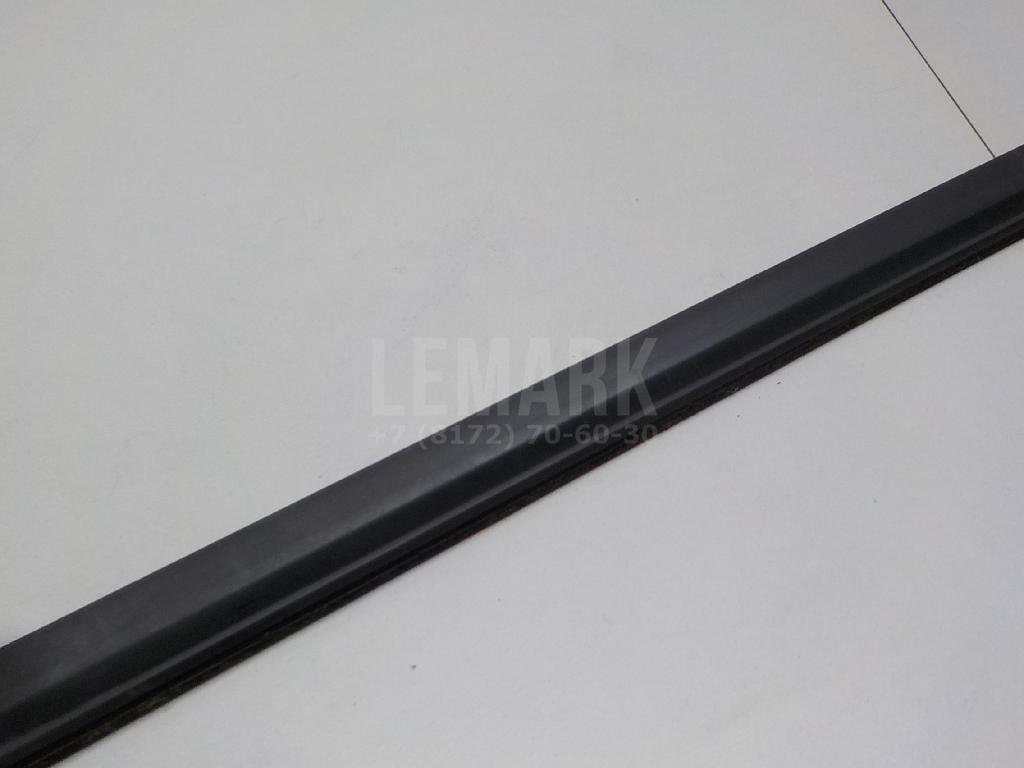Накладка стекла переднего правого для  Audi A2 [8Z0] 2000-2005