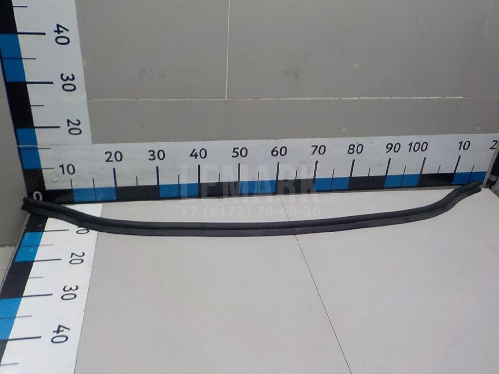 Уплотнитель капота 5JA823723 VAG