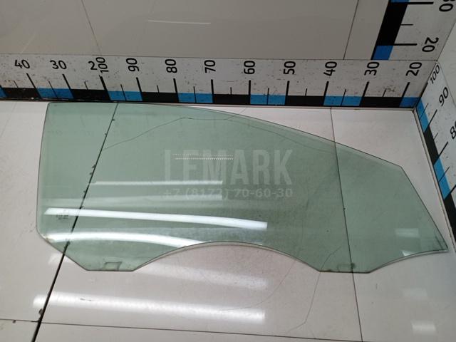 Стекло двери передней правой 5C6845202B VAG