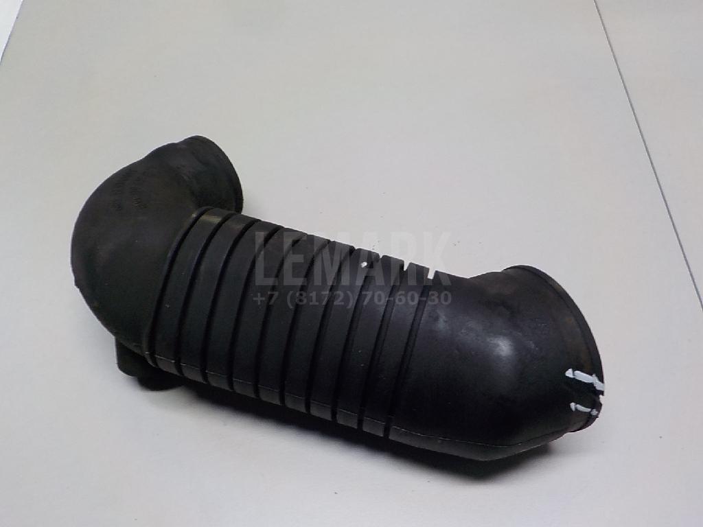 Гофра воздуховода 8D0129615C VAG