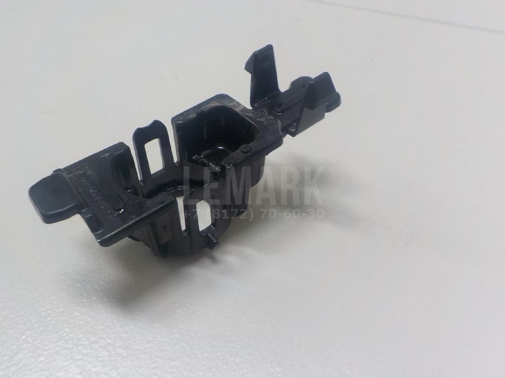 Кронштейн датчика парковки для  BMW 3-serie F30/F31/F80 2011-2020