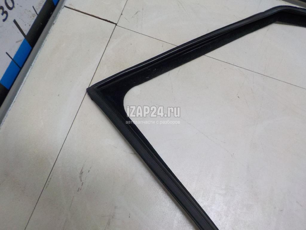 LR079516 Уплотнитель стекла двери Land Rover Range Rover Evoque (2011 - 2018)
