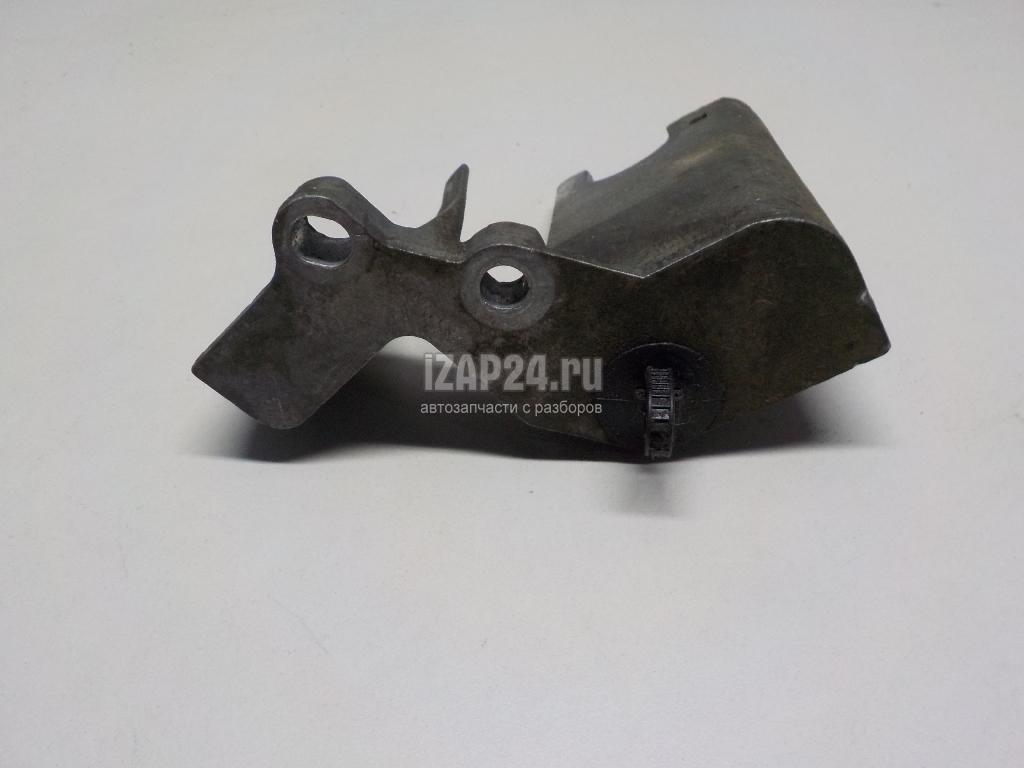 8200502700 Кронштейн крепления троса КПП Renault Megane II (2003 - 2009)