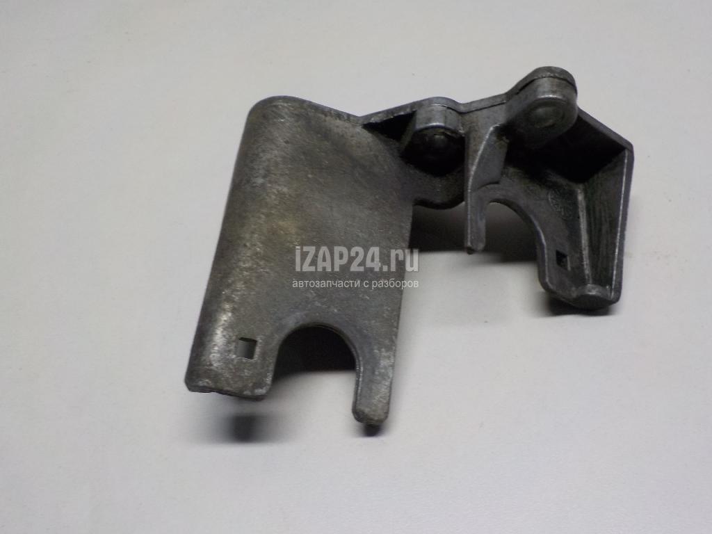 8200502700 Кронштейн крепления троса КПП Renault Megane II (2003 - 2009)