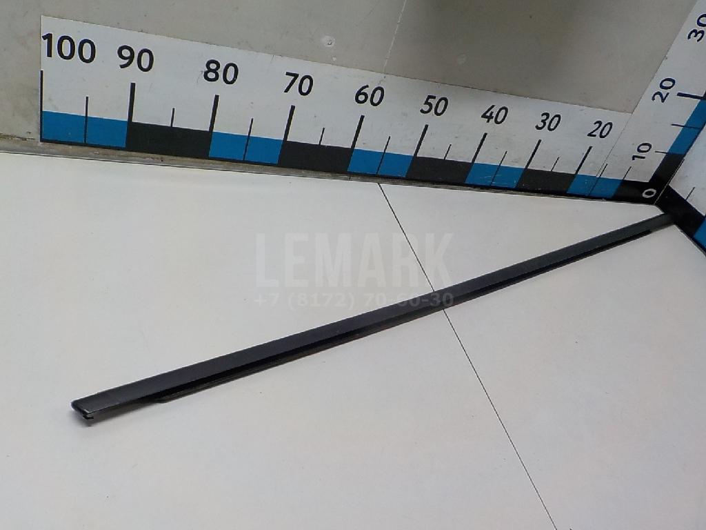 Накладка стекла заднего правого 3C5839478B5AP VAG