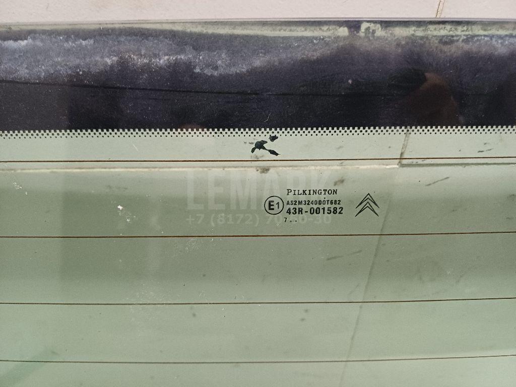 Стекло двери багажника для  Fiat