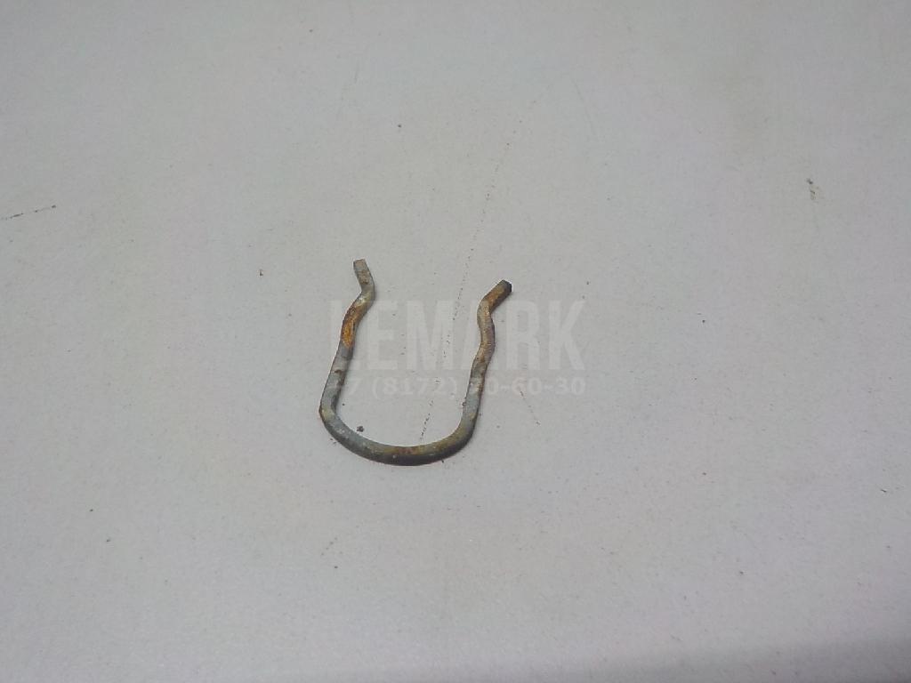 Крепеж 1715488 Ford