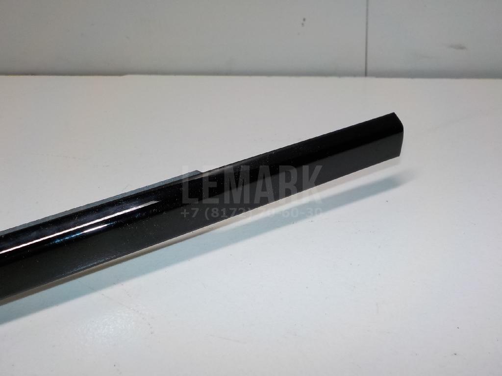 Накладка стекла переднего левого для  BMW 4-serie F36 Gran Coupe 2015-2021