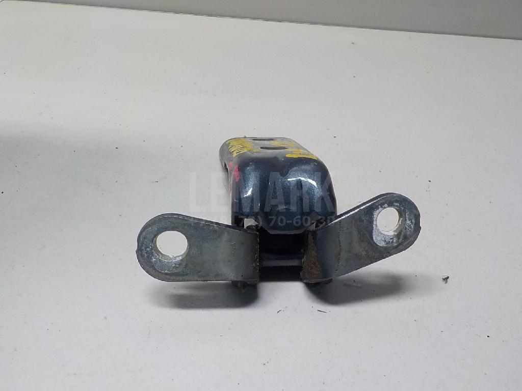 Петля двери задней левой нижняя для  BMW 1-serie E82/E88 2007-2013