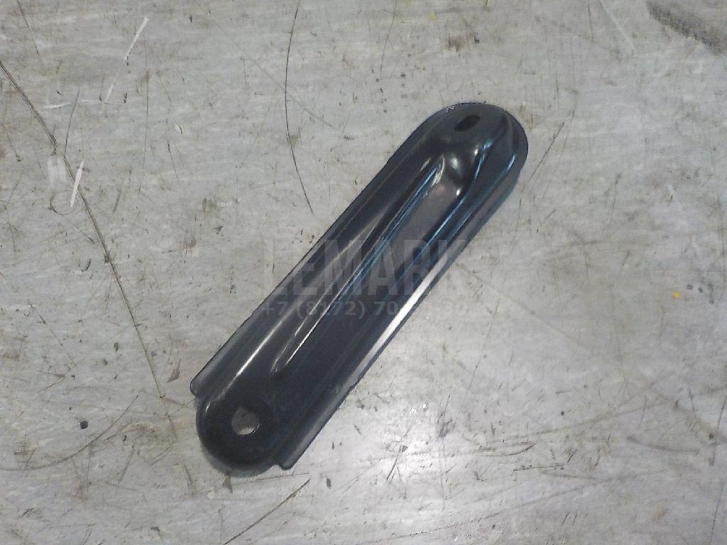 Кронштейн задней балки 5229642010 Toyota