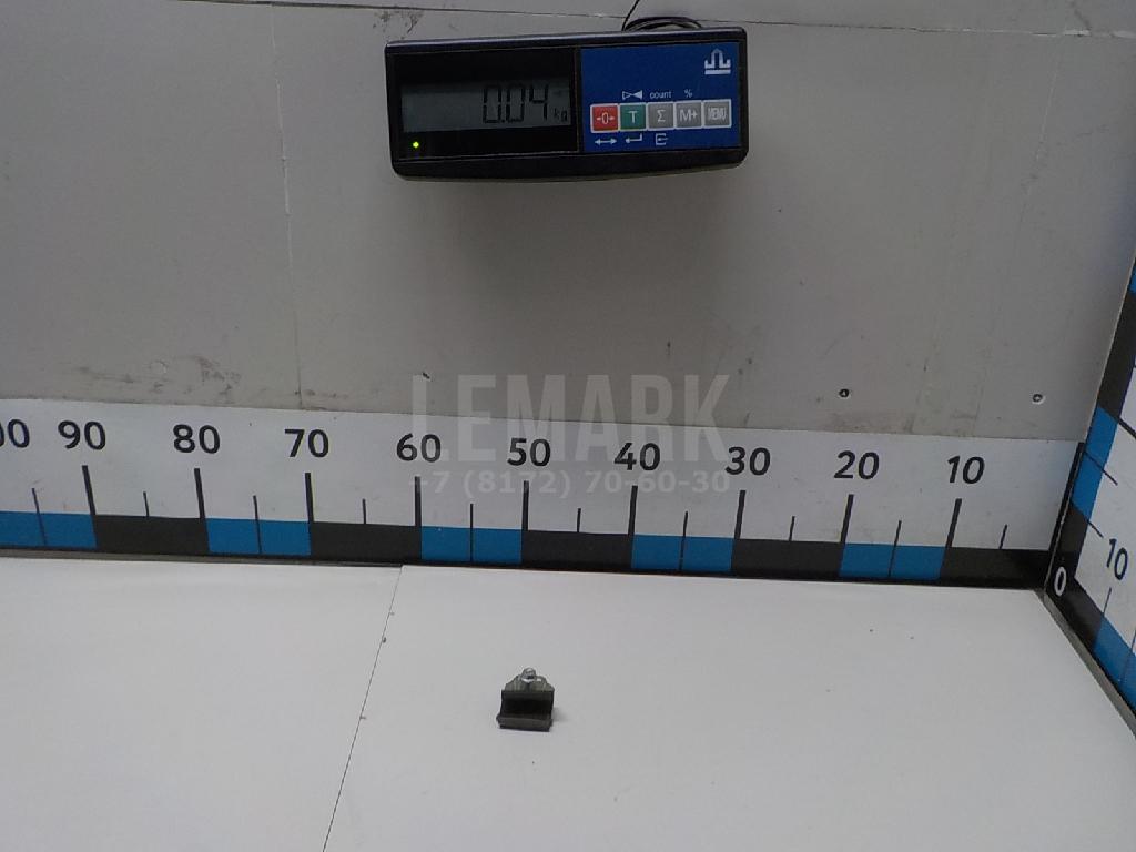 Скоба стеклоподъемника
