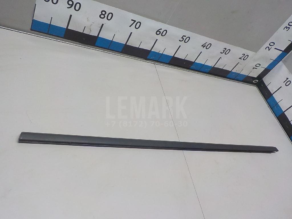 Накладка стекла заднего левого 13391183 GM