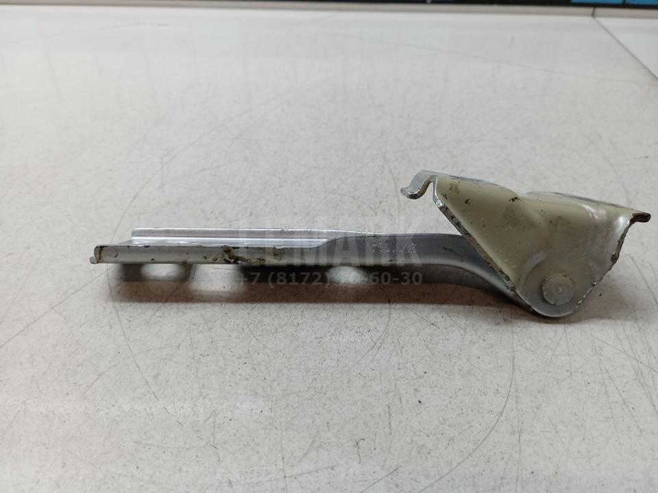 Петля капота правая 1J0823302A VAG