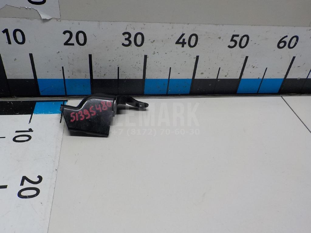Кронштейн топливного фильтра LR001205 Land Rover