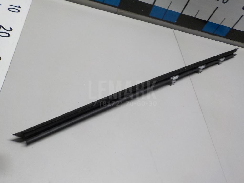 Накладка стекла переднего левого для  BMW 5-serie E60/E61 2003-2009