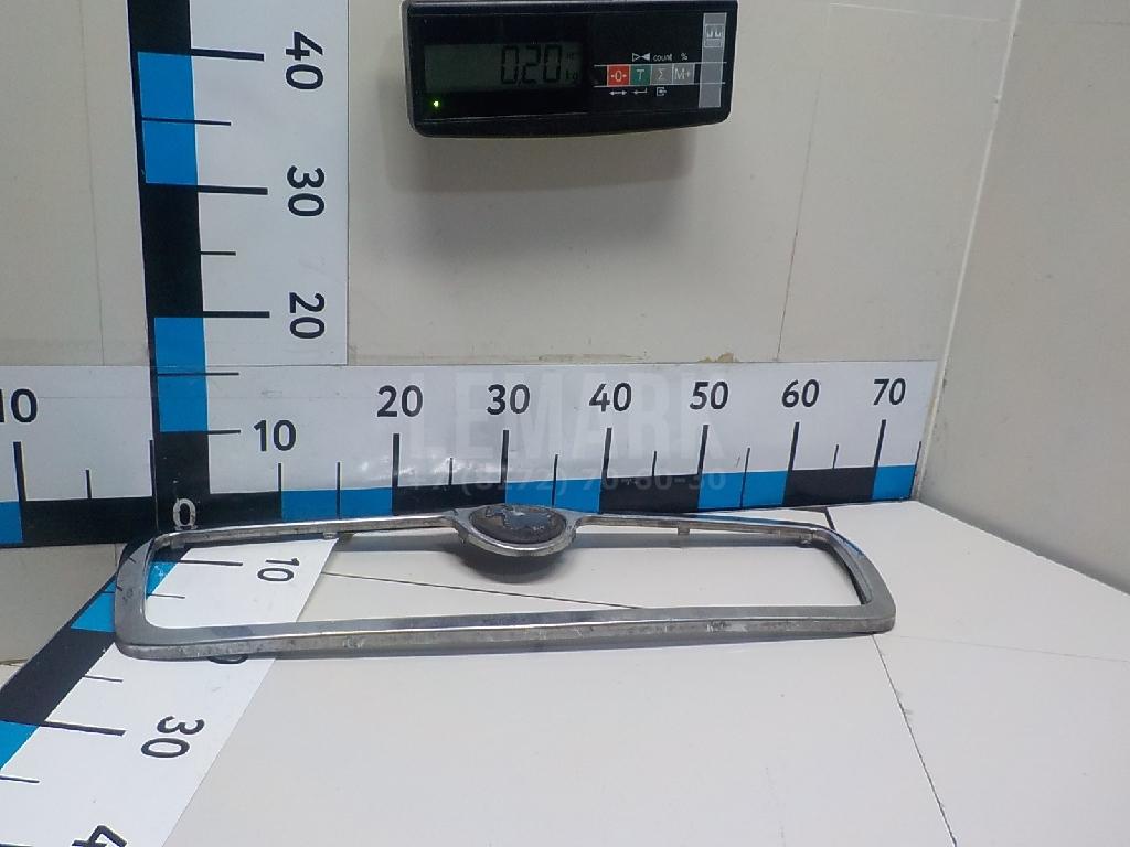 Накладка на решетку радиатора 1U0853661A VAG