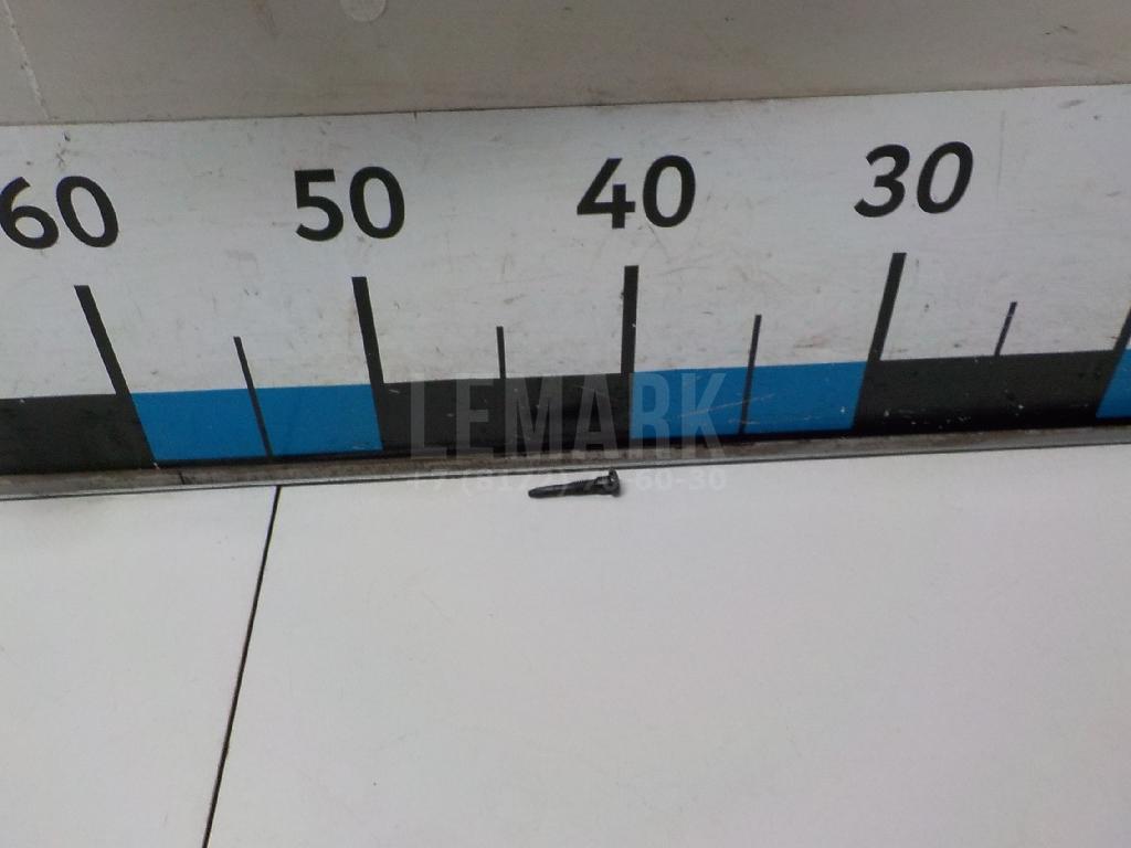 Винт 585251Y000 Hyundai-Kia