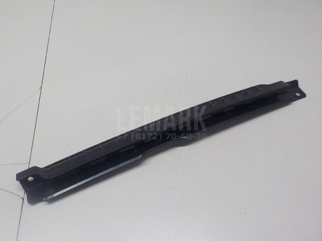 Направляющая стекла двери для  BMW X1 F48 2014-2022
