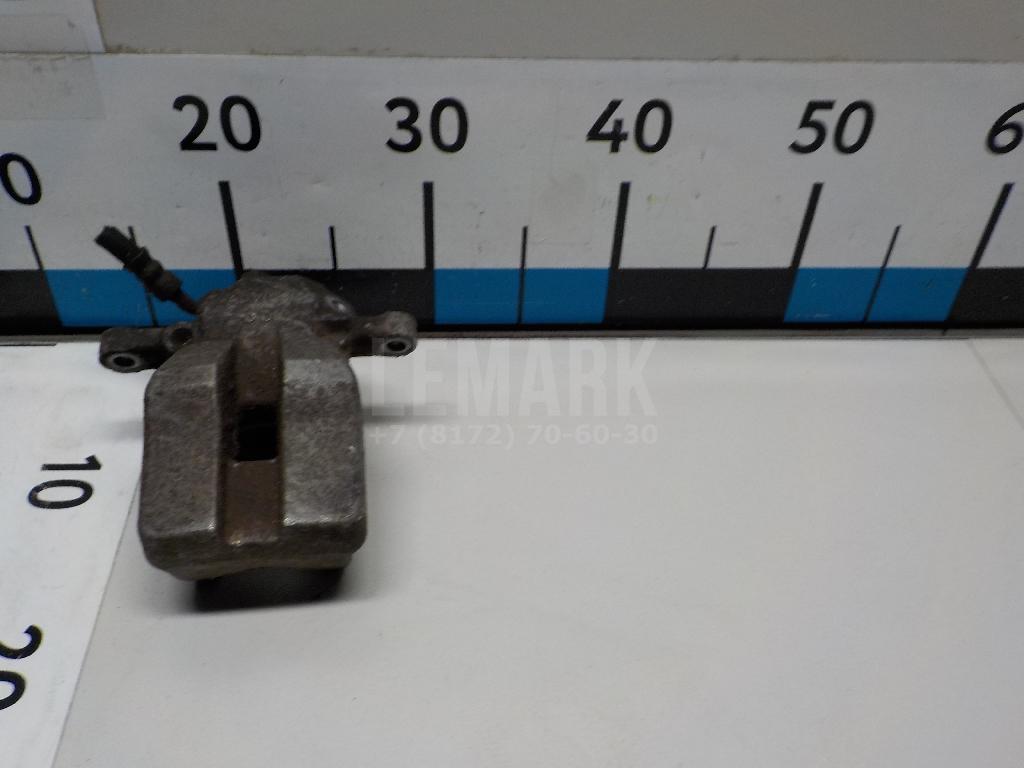 Суппорт тормозной задний правый 4783042061 Toyota