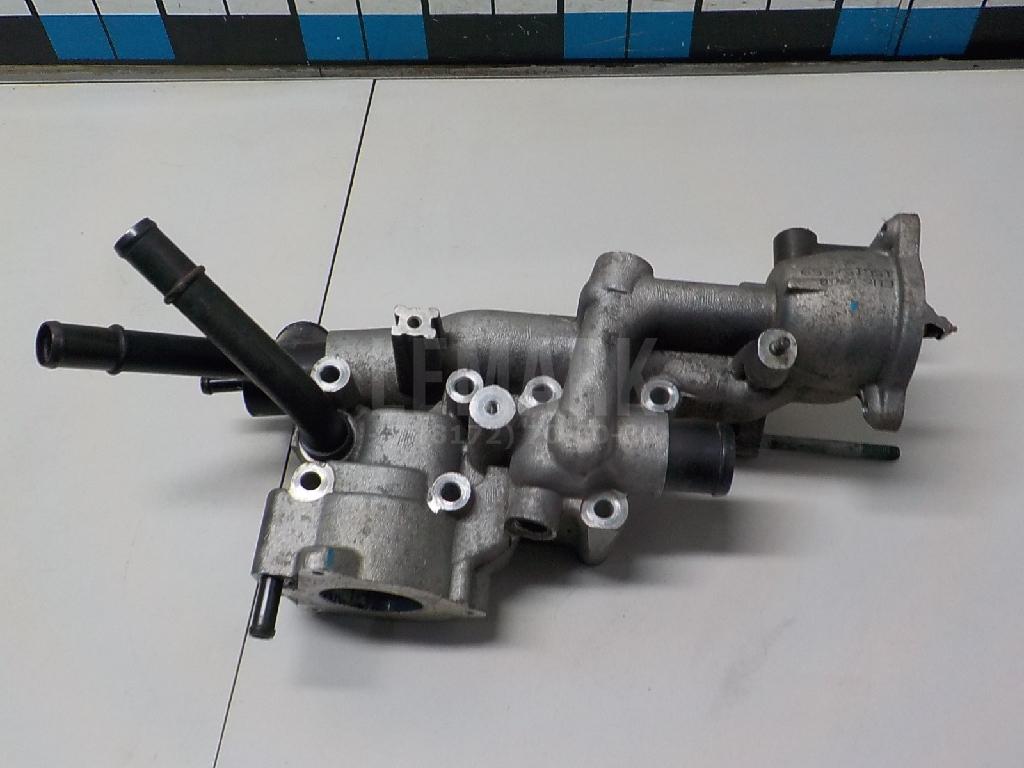 Корпус термостата 256102F600 Hyundai-Kia