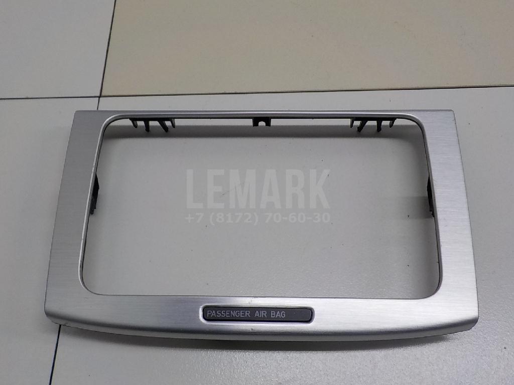 Рамка магнитолы 3C0858069AG20V VAG