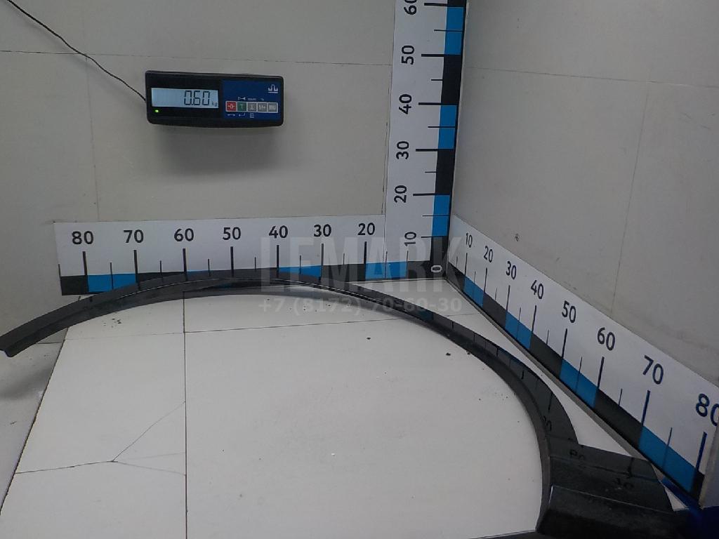 Накладка переднего крыла левого
