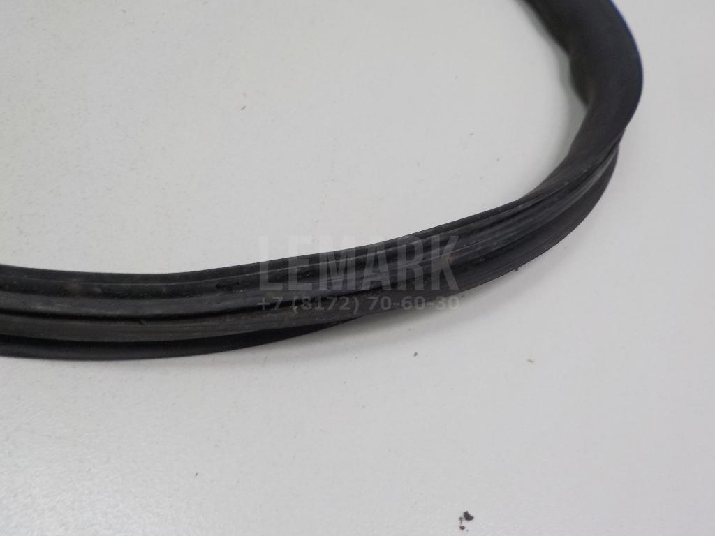 Уплотнитель (наружный) для  BMW 2-serie F45/F46 Tourer 2015-2022