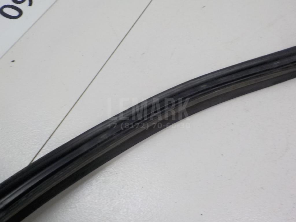 Уплотнитель (наружный) для  BMW 2-serie F45/F46 Tourer 2015-2022