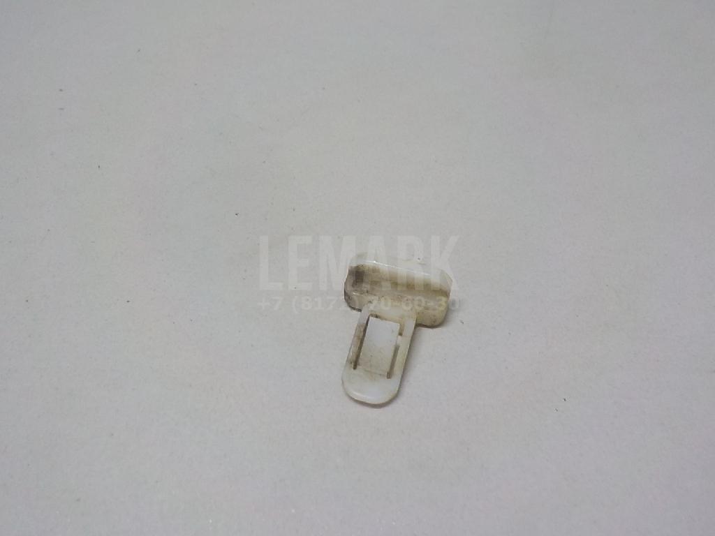 Крепеж (клоп) 7539235220 Toyota