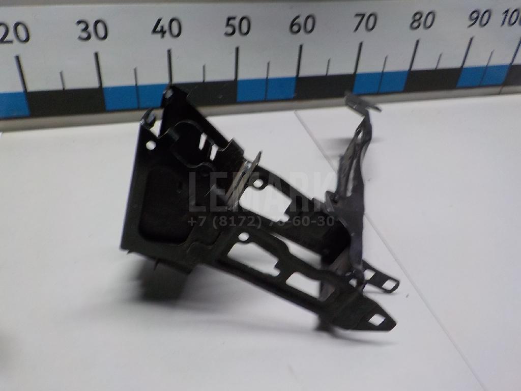 Кронштейн крепления фары для  BMW X3 E83 2004-2010