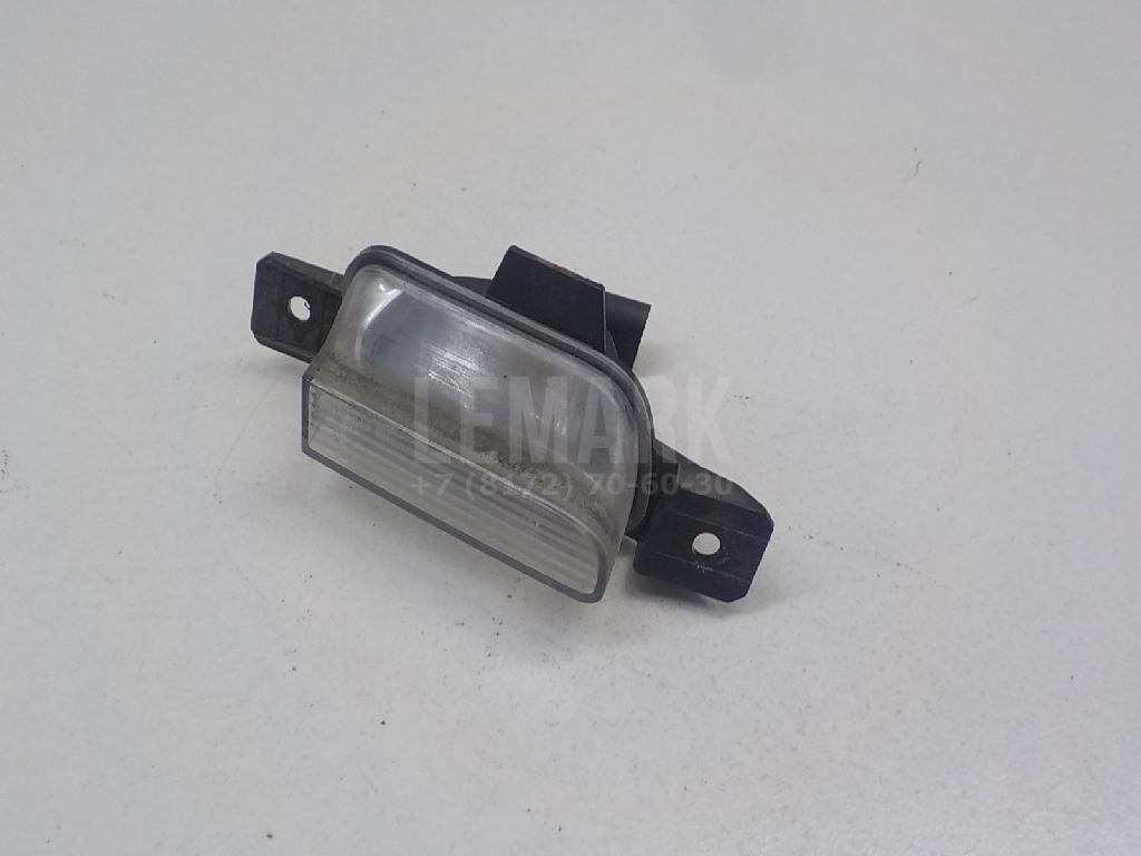 Фонарь задний в бампер левый 5N0941071 VAG