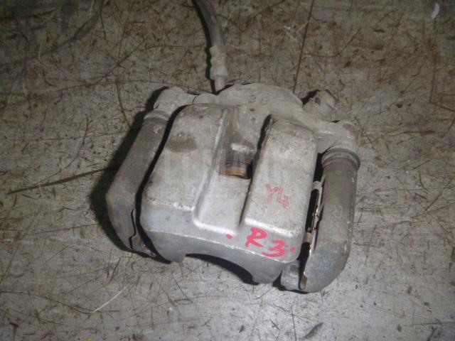 Суппорт тормозной задний правый 4783042080 Toyota
