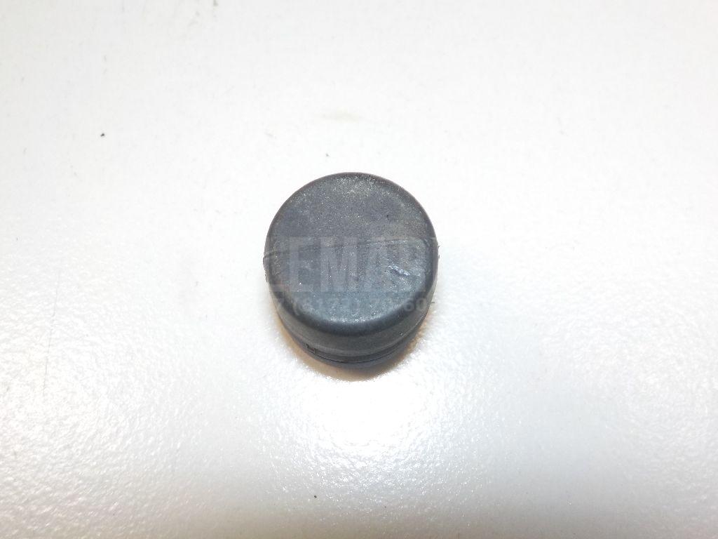 Отбойник капота 658224M700 Nissan