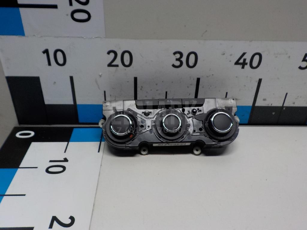 Блок управления климатической установкой 3T0820047AKWHS VAG