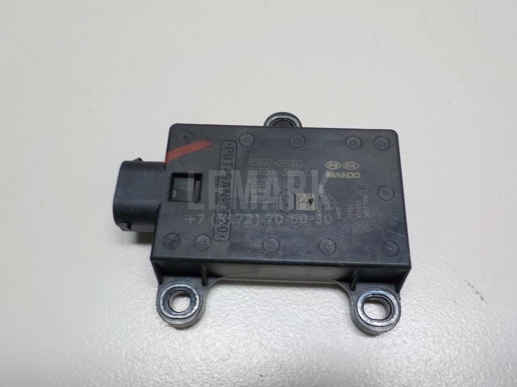 Датчик ускорения 956902P000 Hyundai-Kia