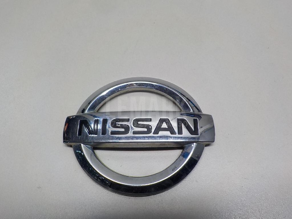 Эмблема на крышку багажника 90890BR12A Nissan