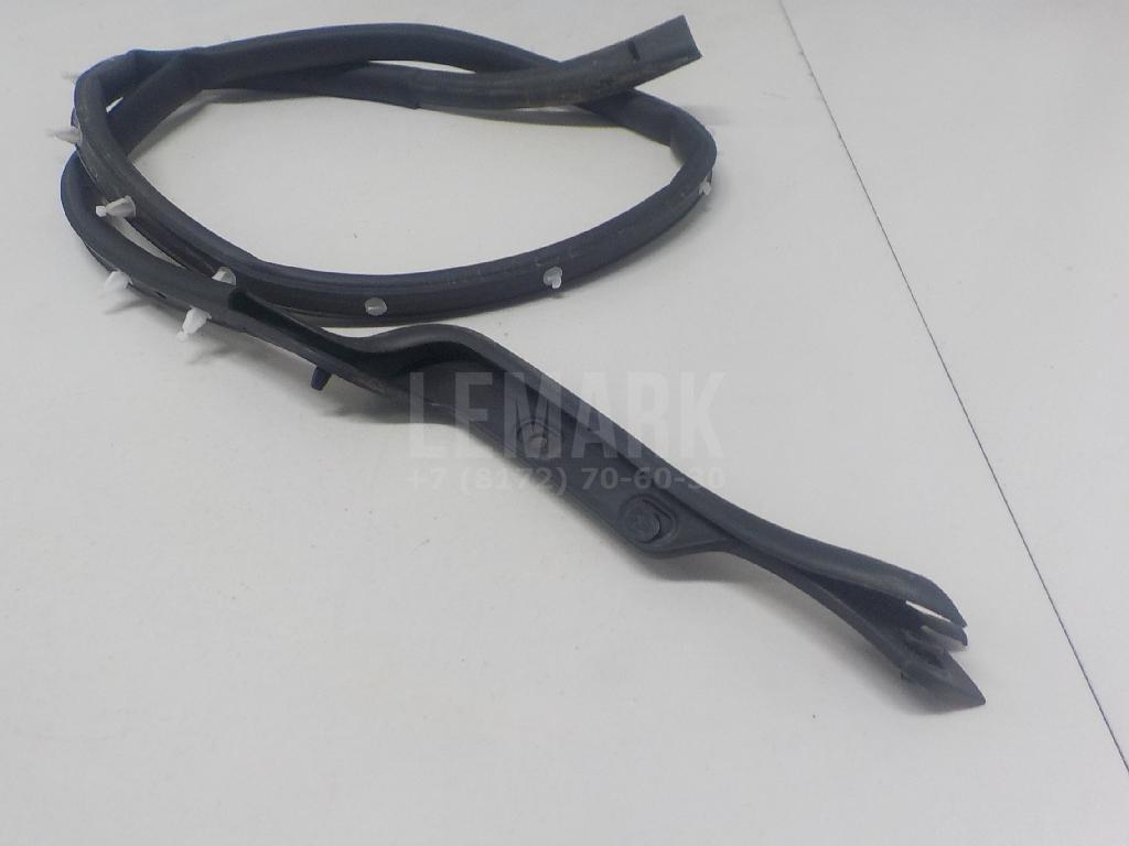 Уплотнитель двери для  Ford Focus I 1998-2005