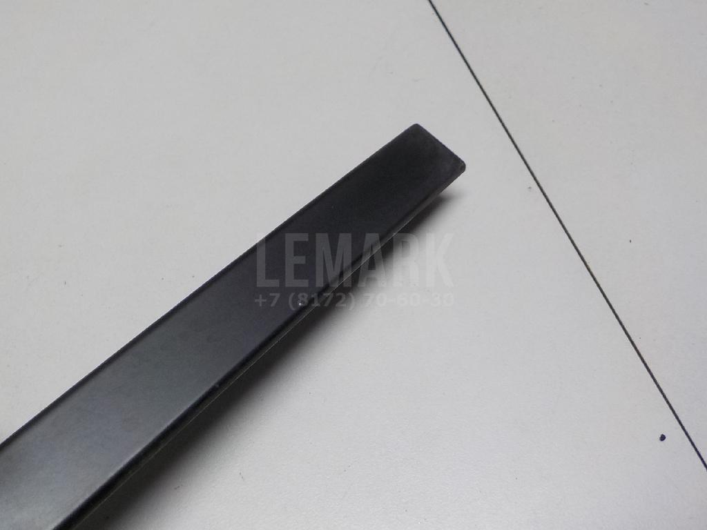 Направляющая стекла двери для  BMW 3-serie F30/F31/F80 2011-2020