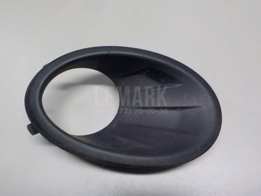 Рамка противотуманной фары правой 62256BR03A Nissan