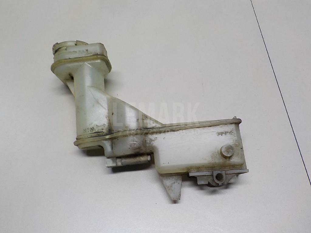 Бачок главного тормозного цилиндра 46090JD02A Nissan