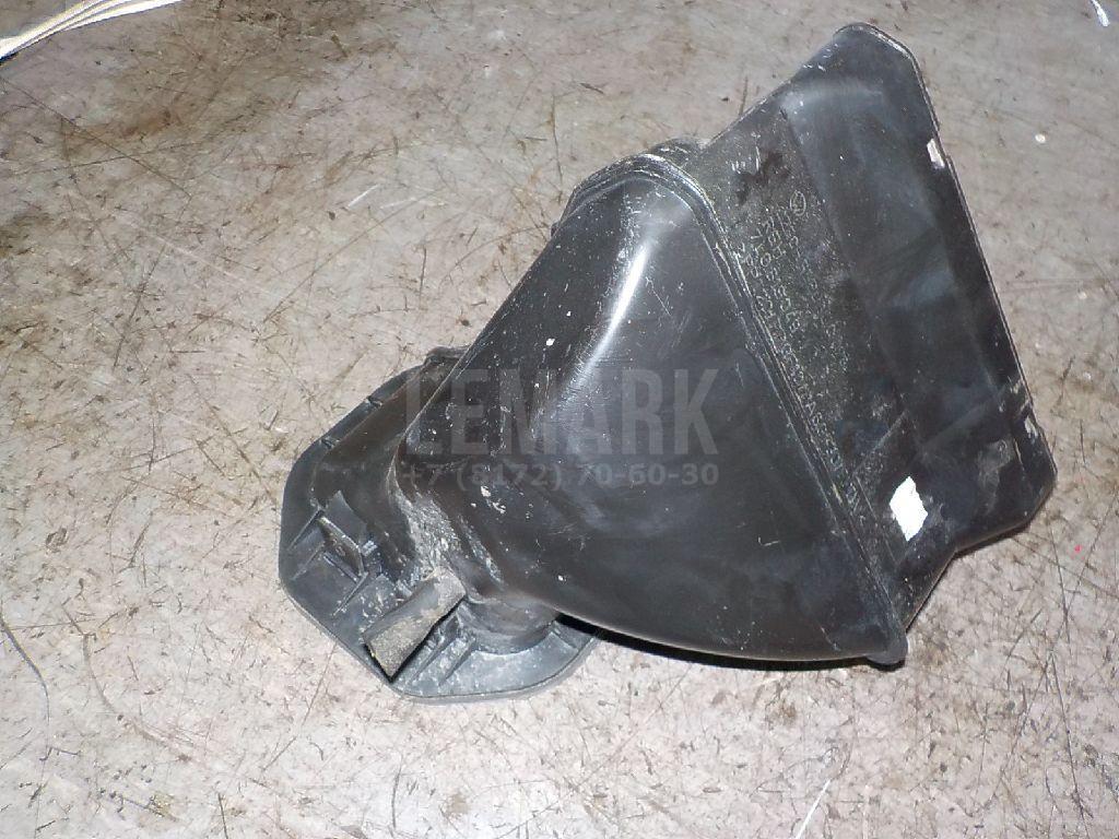 Воздухозаборник (внутри) 7L0819049 VAG